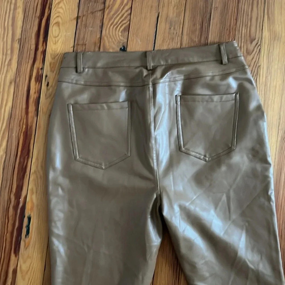 bebe Women's Faux Leather Pants in Classic Camel Color - NWT - Size 30 - Picture 10 of 11